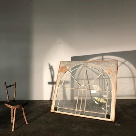 19 th window frame