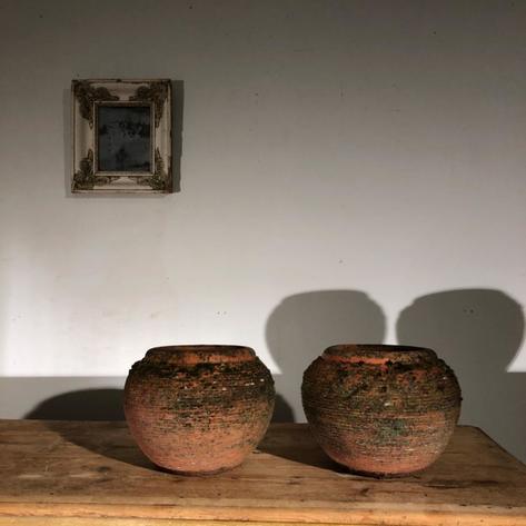 Pair of planters 