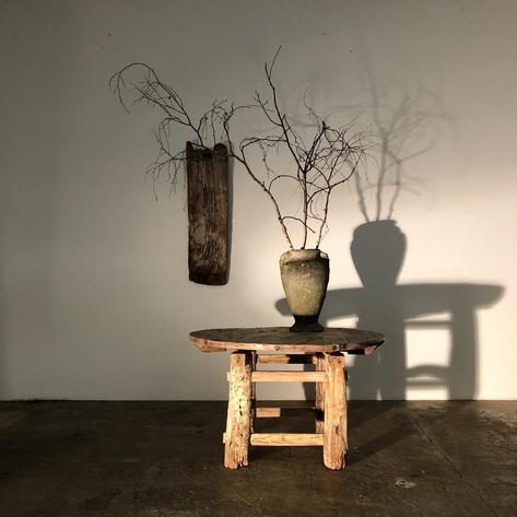 Primitive table